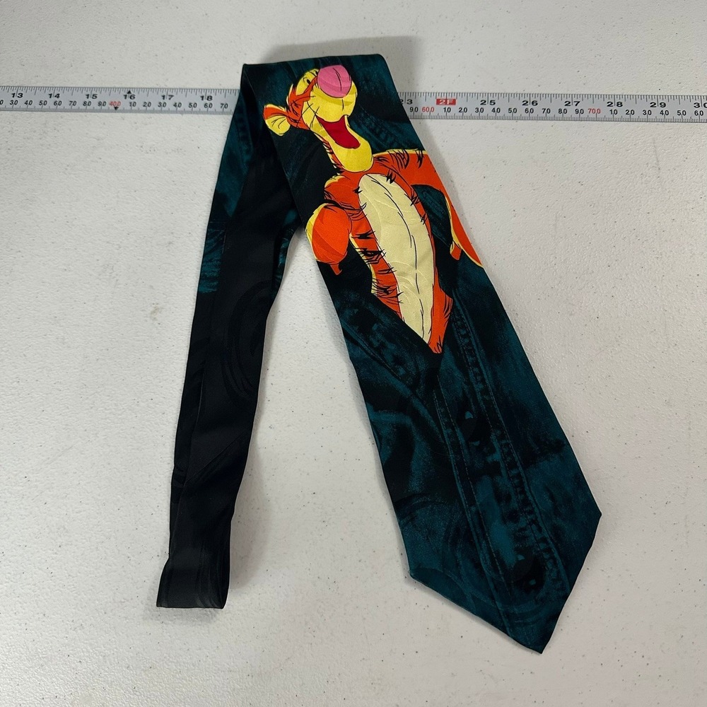 Disney Store Tigger Winnie the Pooh Silk Tie Vintage Teal Print Handmade 4x54